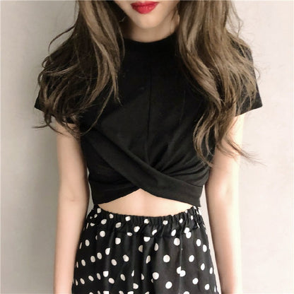 Blusa Estilo Coreano Oversize - Blanco y Negro